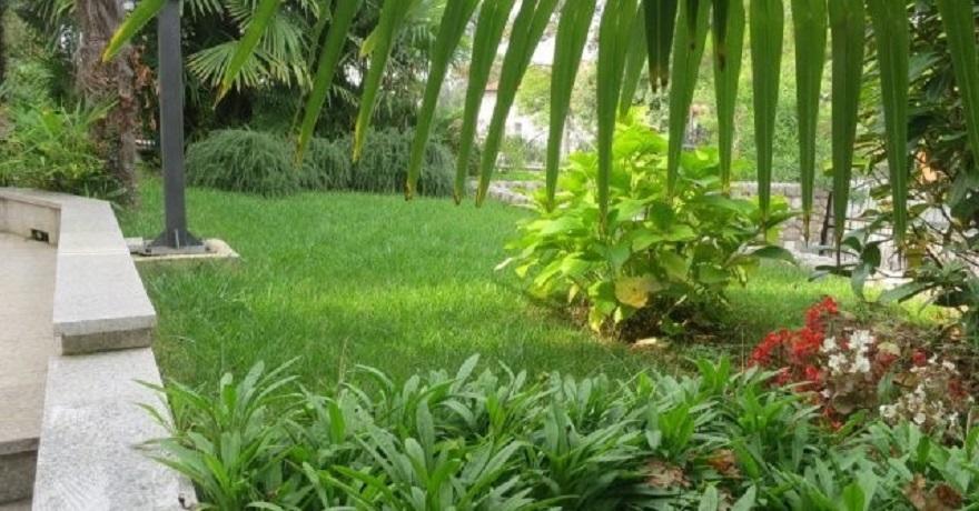 Apartmani Slavica Малинска Екстериор снимка