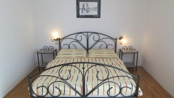 Apartmani Slavica Малинска Екстериор снимка